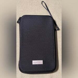 Amazon Basics Universal Travel Case Organizer For Small Electronics and Acc BLK